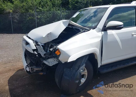 2018 Toyota 4Runner Sr5 Premium из США, поврежденный, VIN JTEBU5JR8J5606623